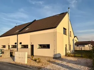 Prodej rodinného domu, Dříteč, 150 m2