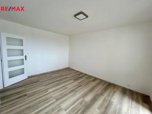 Pronájem bytu 2+kk, Hradec Králové, třída Edvarda Beneše, 48 m2