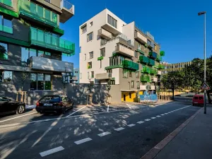 Pronájem bytu 1+kk, Praha - Vršovice, Altajská, 35 m2