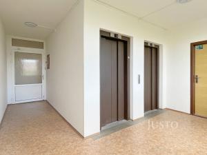 Prodej bytu 2+kk, Praha - Černý Most, Kpt. Stránského, 43 m2