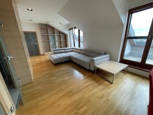 Pronájem bytu 4+1, Praha - Dejvice, Paťanka, 120 m2