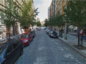 Pronájem bytu 1+kk, Praha, Záhřebská, 25 m2