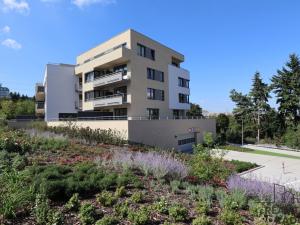 Pronájem bytu 1+kk, Praha - Záběhlice, Klapálkova, 43 m2