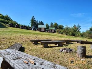 Prodej komerčního pozemku, Heřmánkovice, 40632 m2