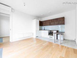 Pronájem bytu 2+kk, Praha - Košíře, Lerausova, 60 m2