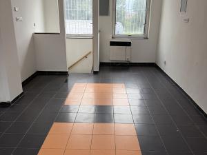 Pronájem obchodního prostoru, Třebíč - Nové Dvory, Kpt. Jaroše, 60 m2