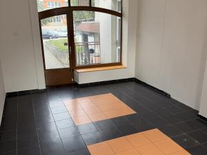 Pronájem obchodního prostoru, Třebíč - Nové Dvory, Kpt. Jaroše, 60 m2