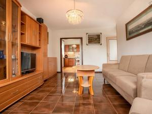 Prodej bytu 3+kk, Praha - Újezd nad Lesy, Malešovská, 59 m2