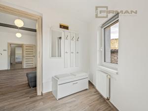Prodej zemědělské usedlosti, Miskovice - Hořany, 120 m2
