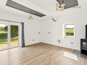 Prodej zemědělské usedlosti, Miskovice - Hořany, 120 m2