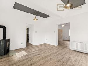Prodej zemědělské usedlosti, Miskovice - Hořany, 120 m2