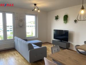 Pronájem bytu 2+kk, Praha - Vysočany, Pechmanových, 54 m2