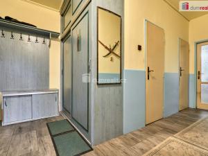 Prodej bytu 3+1, Ostrov, Vančurova, 73 m2