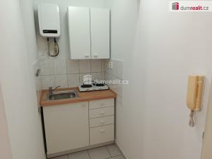 Pronájem bytu 1+kk, Praha - Strašnice, Za poštou, 25 m2