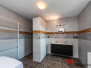 Prodej rodinného domu, Ledčice, 185 m2