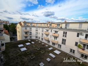 Pronájem bytu 2+1, Brno, Mojmírovo náměstí, 45 m2