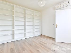 Pronájem bytu 3+1, Brno, Strnadova, 73 m2