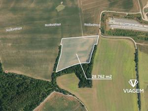 Prodej podílu pole, Praha - Točná, 7190 m2