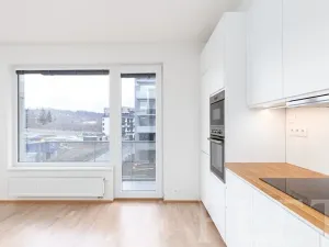 Pronájem bytu 2+kk, Praha - Hloubětín, Waltariho, 50 m2