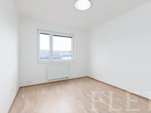 Pronájem bytu 2+kk, Praha - Hloubětín, Waltariho, 50 m2
