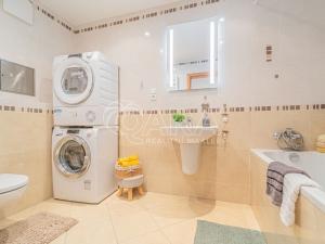 Prodej bytu 2+kk, Praha - Letňany, Pavla Beneše, 71 m2