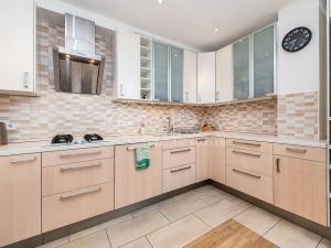 Pronájem bytu 5+kk, Praha - Hloubětín, Slévačská, 94 m2