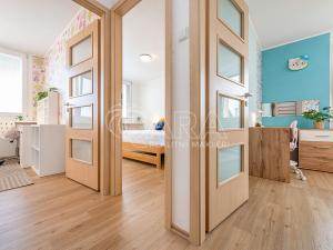 Pronájem bytu 5+kk, Praha - Hloubětín, Slévačská, 94 m2
