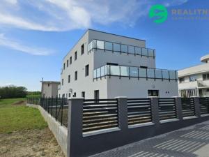 Pronájem bytu 2+kk, Ostrava, Dubová, 64 m2