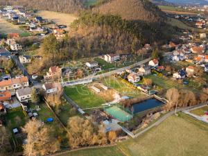 Prodej pozemku pro bydlení, Králův Dvůr, 1013 m2