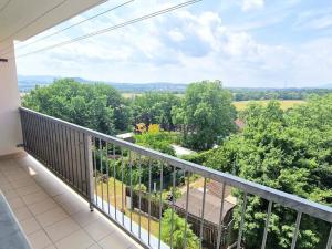 Prodej bytu 2+1, Krupka, Sídliště, 44 m2