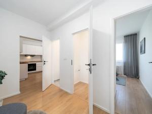 Prodej bytu 3+kk, Praha - Malešice, Přistoupimská, 56 m2
