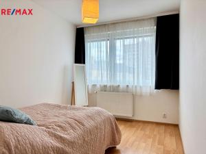 Pronájem bytu 2+kk, Praha - Libeň, Matějkova, 53 m2