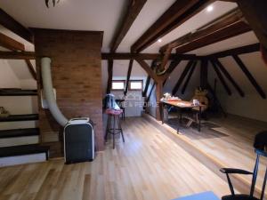 Prodej rodinného domu, Vysoký Chlumec, 190 m2