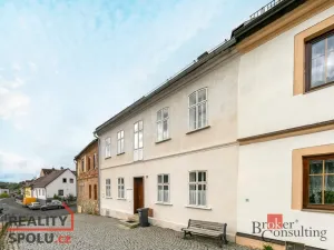 Prodej rodinného domu, Toužim, Pod Brankou, 219 m2