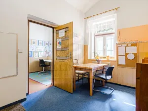 Prodej obchodního prostoru, Praha - Nusle, Jaromírova, 380 m2