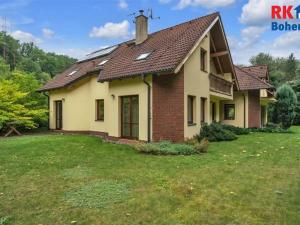 Prodej rodinného domu, Hrdlořezy, 400 m2