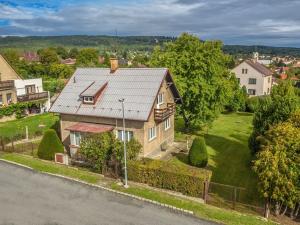 Prodej rodinného domu, Mníšek pod Brdy, Ke škole, 182 m2