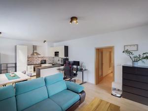 Prodej bytu 2+kk, Praha - Horní Měcholupy, Modenská, 64 m2