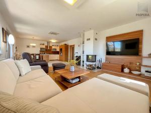 Prodej rodinného domu, Dukovany, 194 m2