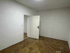 Pronájem bytu 2+1, Moravský Krumlov, Husova, 48 m2
