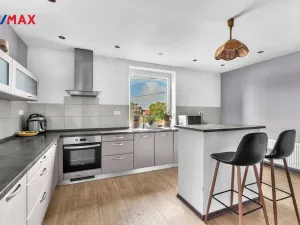 Prodej rodinného domu, Radostov, 187 m2