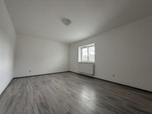 Pronájem bytu 4+1, Pardubice - Mnětice, Černoborská, 140 m2