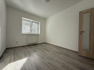 Pronájem bytu 4+1, Pardubice - Mnětice, Černoborská, 140 m2
