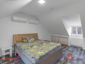 Prodej rodinného domu, Krnov - Pod Cvilínem, Nerudova, 135 m2