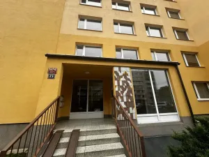 Pronájem bytu 3+1, Praha - Vršovice, V předpolí, 76 m2
