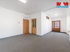 Prodej činžovního domu, Otrokovice - Kvítkovice, tř. Osvobození, 422 m2