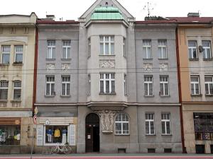 Pronájem bytu 3+kk, Hradec Králové, Gočárova třída, 108 m2