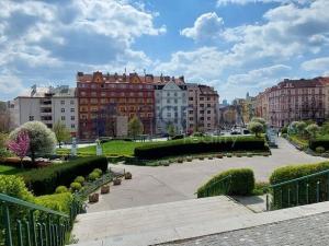 Pronájem bytu 2+kk, Praha - Vršovice, Moskevská, 51 m2