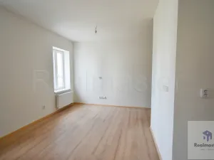 Pronájem bytu 1+1, Ústí nad Labem - Střekov, Národního odboje, 40 m2