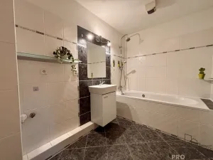 Prodej bytu 3+kk, Olomouc, Handkeho, 64 m2